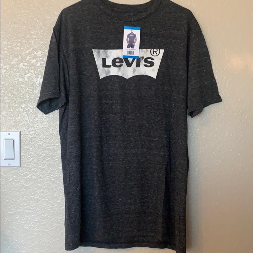 Men’s Levi’s Tee shirt